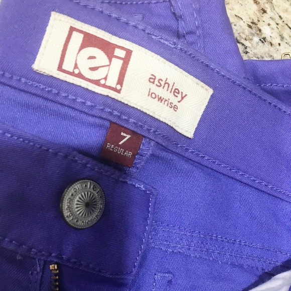 Pants - Picture 3 of 8